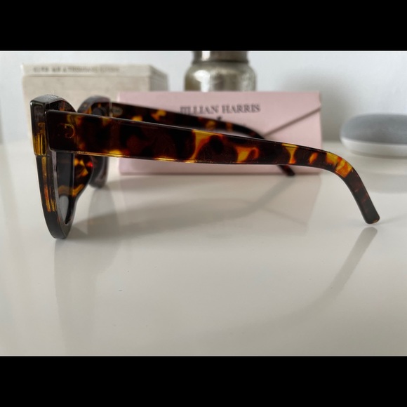 ✨HPx2✨JILLY BOX Shady Lady Sunglasses *NWT - Picture 16 of 16